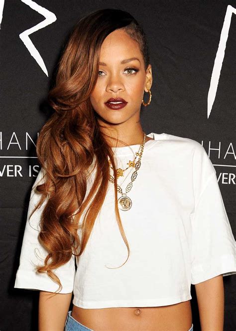 versace necklace rihanna|rihanna jewelry highlights.